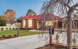 9 Anthony Court, Melton West, Vic 3337