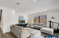 12 Rochford Drive, Donnybrook, Vic 3064