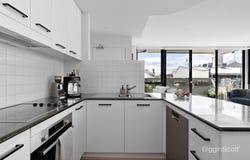 3/2 Waterloo Place, Richmond, Vic 3121