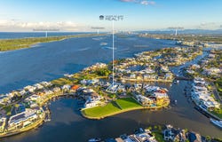10 Regents Court, Sovereign Islands, Qld 4216