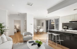 2/28 Station Avenue, McKinnon, Vic 3204