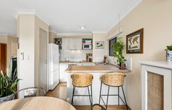 2/57 King George Street, Victoria Park, WA 6100