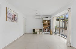 27 Loddon Street, Riverhills, Qld 4074