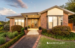 2 Oakridge Close, Lysterfield South, Vic 3156