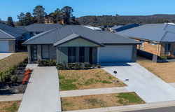 12 & 12A Colvin Place, Goulburn, NSW 2580