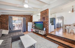 9 Hilltop Parade, Avoca, Qld 4670