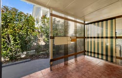 11 Henderson Road, Everton Hills, Qld 4053