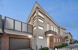 2/11 Churchill Avenue, Maidstone, Vic 3012