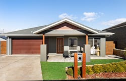 14 Feagan Street, Googong, NSW 2620
