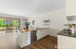 14/49 Democrat Drive, The Basin, Vic 3154