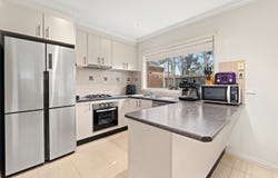 9/5 Delacombe Drive, Mill Park, Vic 3082