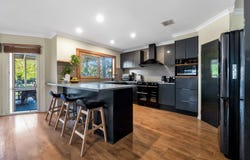 1 Traminer Drive, Mount Martha, Vic 3934