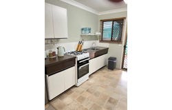 1/98 Churchill Street, Maryborough, Qld 4650