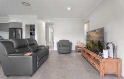 87 Sinclair Parade, Jordan Springs, NSW 2747