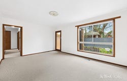 2/4 Pleasant Street South, Newington, Vic 3350