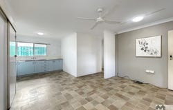 135 English Street, Manunda, Qld 4870