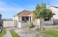 13 Abbott Road, Heathcote, NSW 2233