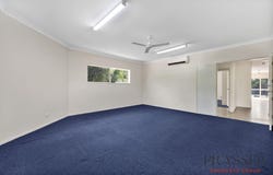 2 Coral Street, Saunders Beach, Qld 4818