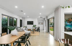 13 Leonidas Road, North Coogee, WA 6163