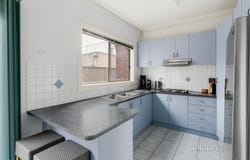 2/70 Kororoit Creek Road, Williamstown North, Vic 3016