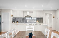 4 Wyuna Drive, Elliminyt, Vic 3250