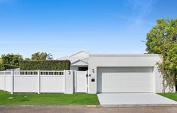 2 Sparrow Place, Burleigh Waters, Qld 4220