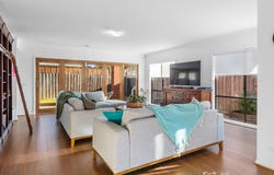 12 Logan Street, Eynesbury, Vic 3338