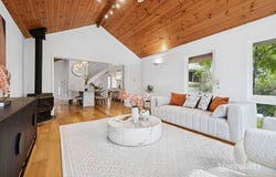 1 Parkleigh Court, Vermont South, Vic 3133