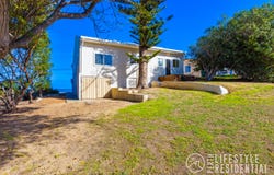 7 Edwards Street, Guilderton, WA 6041