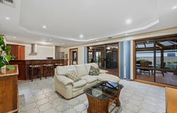 15 Bennett Close, Aberfoyle Park, SA 5159