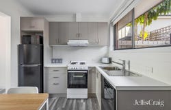2/5 Evans Street, Fairfield, Vic 3078