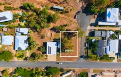 55 Gloucester Avenue, Hideaway Bay, Qld 4800