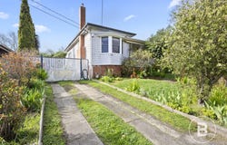 2A Howard Street, Soldiers Hill, Vic 3350