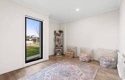 6 Zenith Walk, Greenvale, Vic 3059
