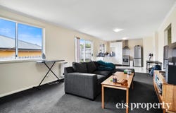 1-4/107 Main Street, Huonville, Tas 7109