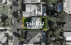 9 Goss Avenue, Labrador, Qld 4215