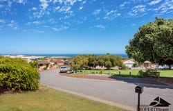 18 Portacello Circle, Wandina, WA 6530