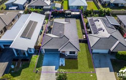 42 Glenbrook Street, Ningi, Qld 4511