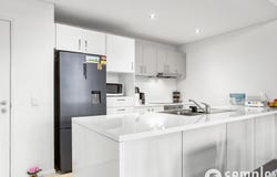 4/1 Stockton Bend, Cockburn Central, WA 6164
