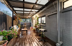 23 Conifer avenue, Brooklyn, Vic 3012