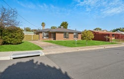 30 Stirling Drive, Morphett Vale, SA 5162