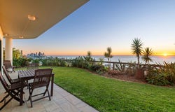 C1/1 Great Hall Drive, Miami, Qld 4220