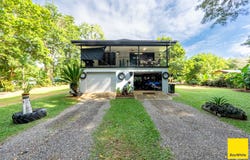 6-8 Esplanade, Wonga Beach, Qld 4873