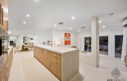 4A First Avenue, Applecross, WA 6153