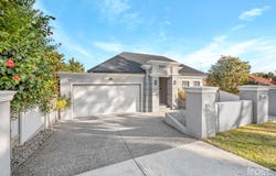17 New Road, Oak Park, Vic 3046