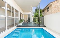 2/36 Jefferson Lane, Palm Beach, Qld 4221