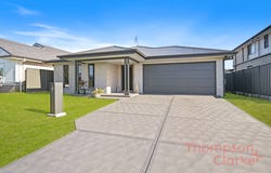 4 Oak Street, Cliftleigh, NSW 2321