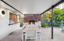 92 Nobby Parade, Miami, Qld 4220