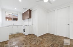 1/20 Strathmore Crescent, Hoppers Crossing, Vic 3029