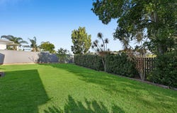 8 Boston Place, Burleigh Waters, Qld 4220